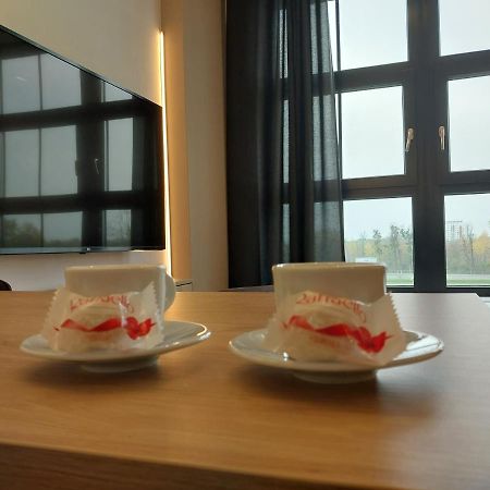 Kp Apartament Hydral Park Appartamento Breslavia Esterno foto
