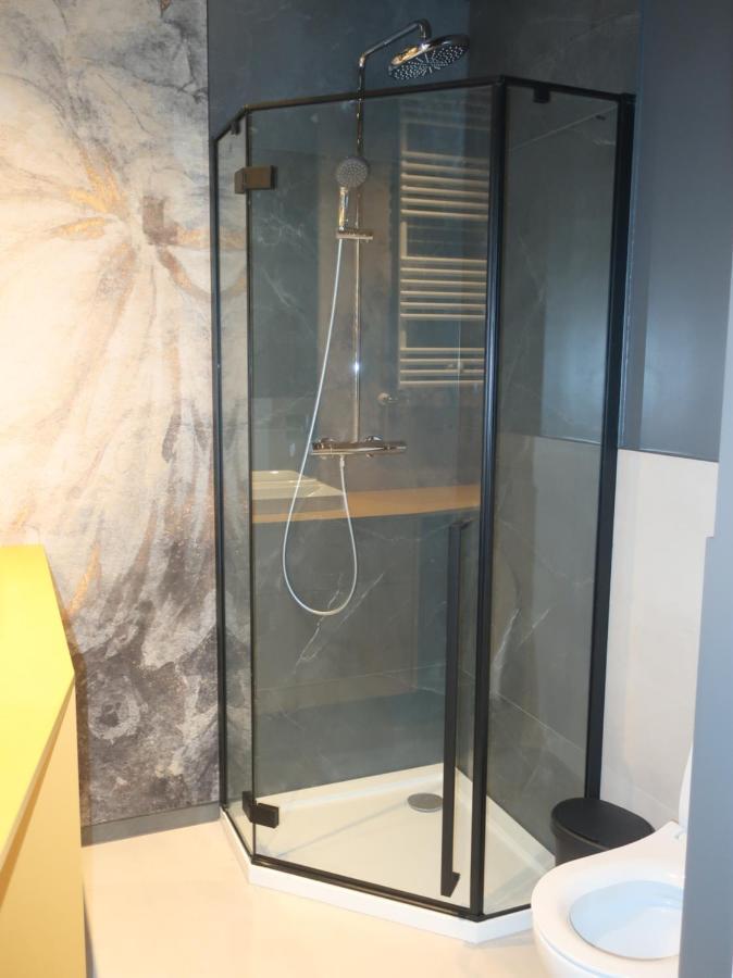 Kp Apartament Hydral Park Appartamento Breslavia Esterno foto